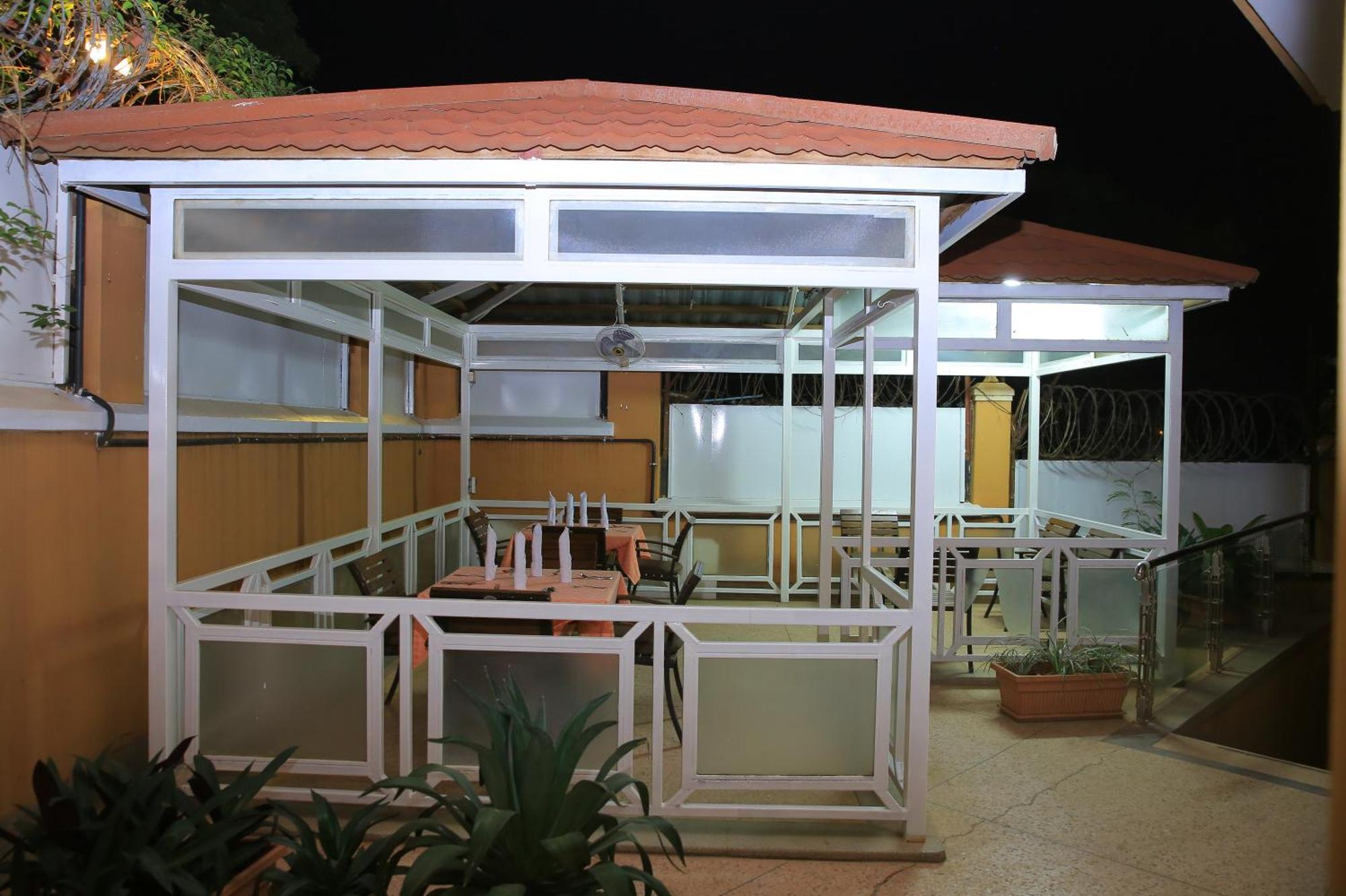 Panorama Portico Hotel, Juba Ngoại thất bức ảnh